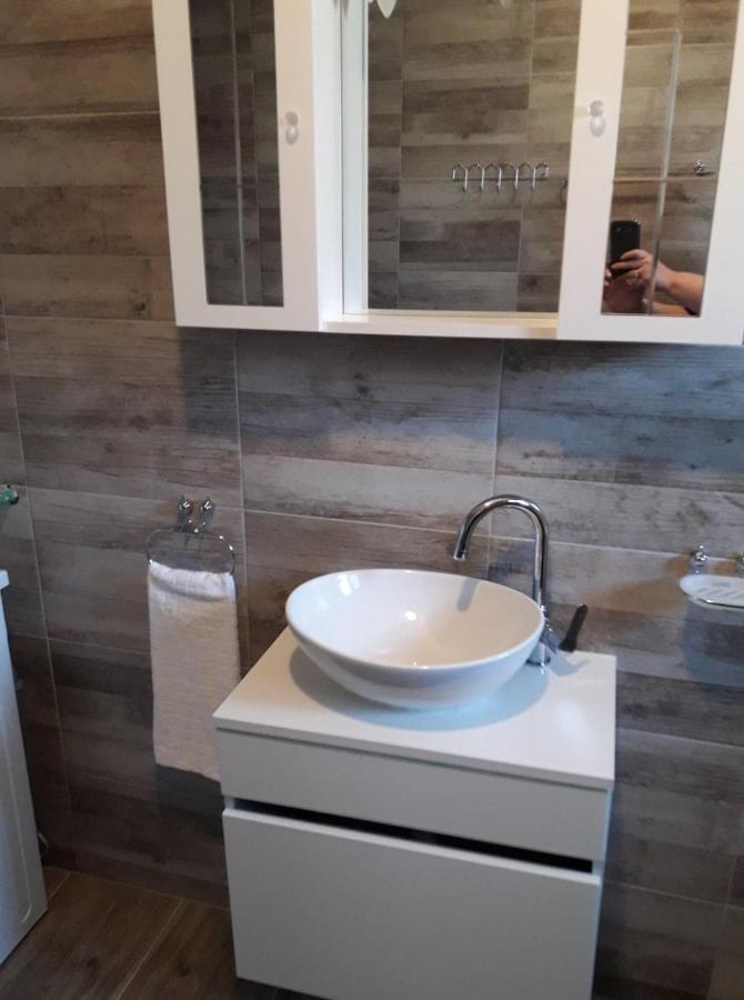 Apartman Sandra Vodice Exterior photo